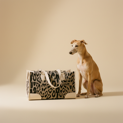 Ferribiella Mokka Bag – Draagtas – Leopard — lifestyle met hond | The Snuffle Studio