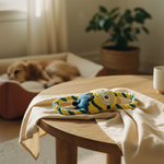 Minions knuffel met flostouw — lifestyle | The Snuffle Studio